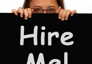 How to Manage What Job Recruiters See About You Via Social Media
